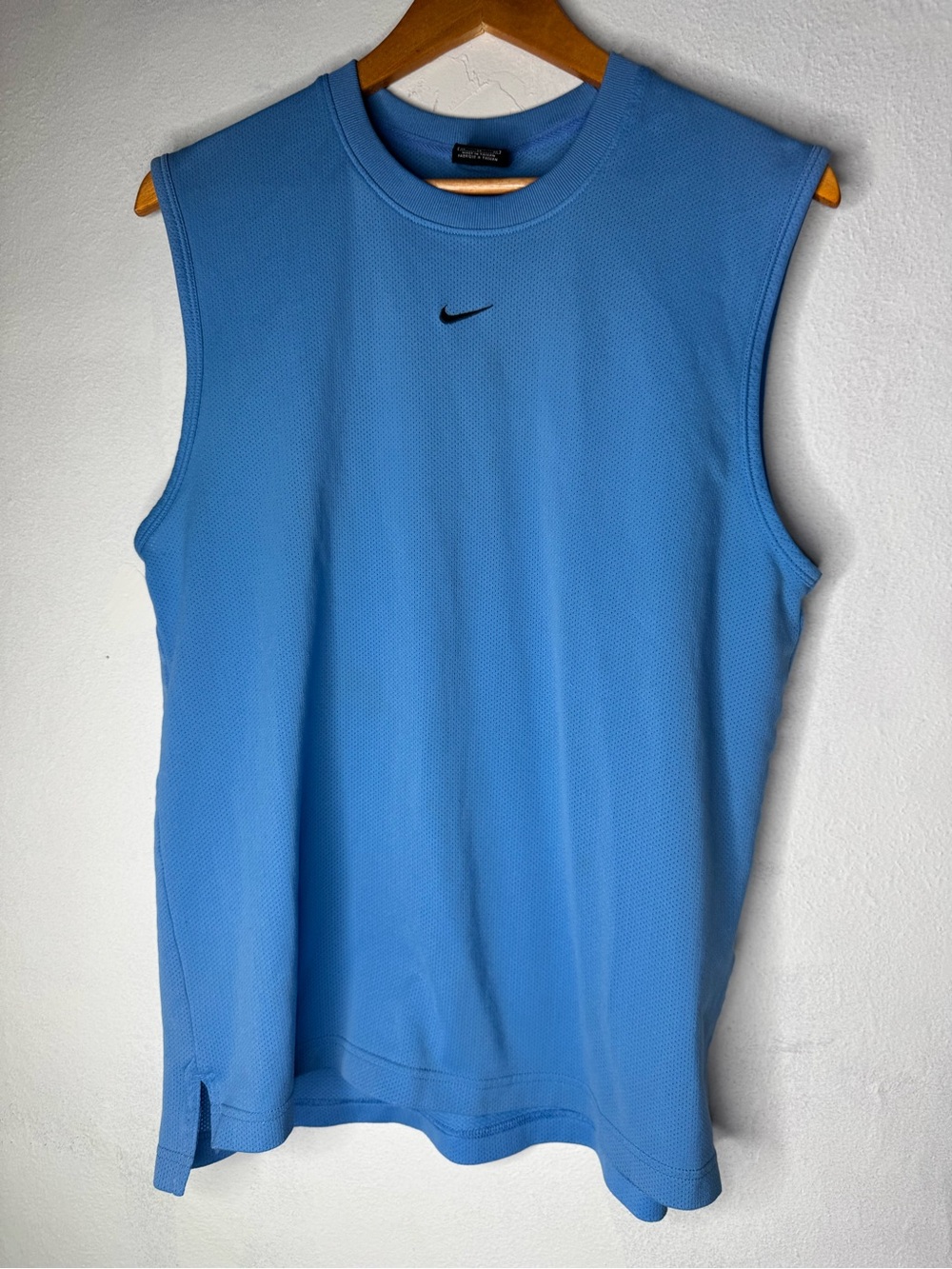 Y2K men’s Nike tank